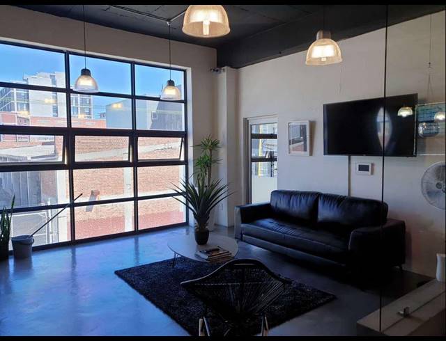 850M² OFFICE FOR SALE IN WOODSTOCK